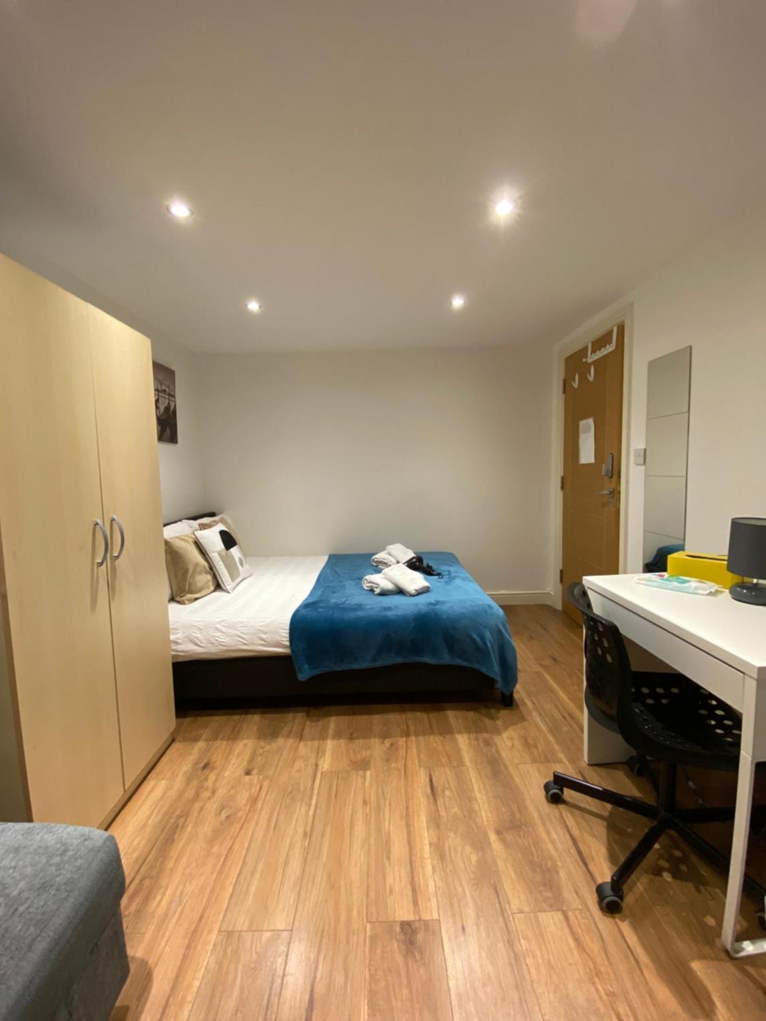 Fabulous Private Bedrooms Near Euston Station, *