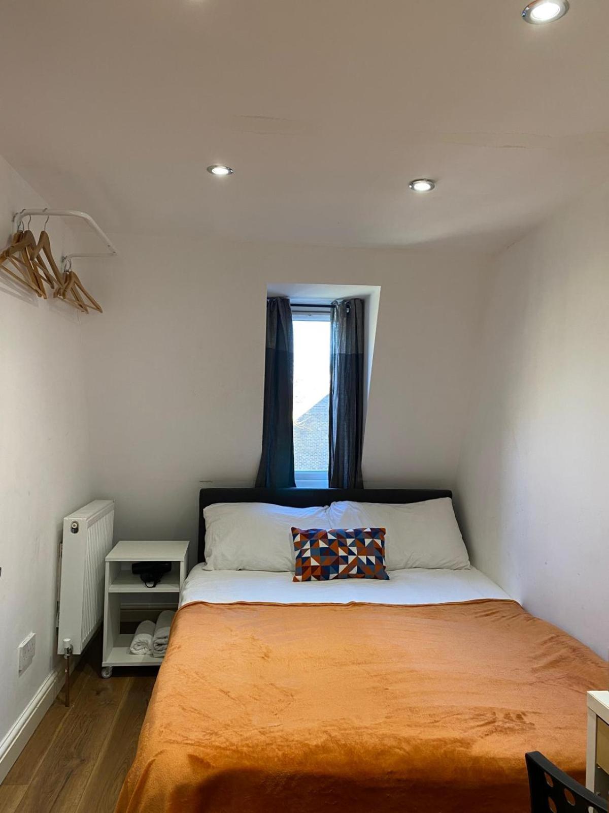 Fabulous Private Bedrooms Near Euston Station, Quarto em Acomodações Particulares *