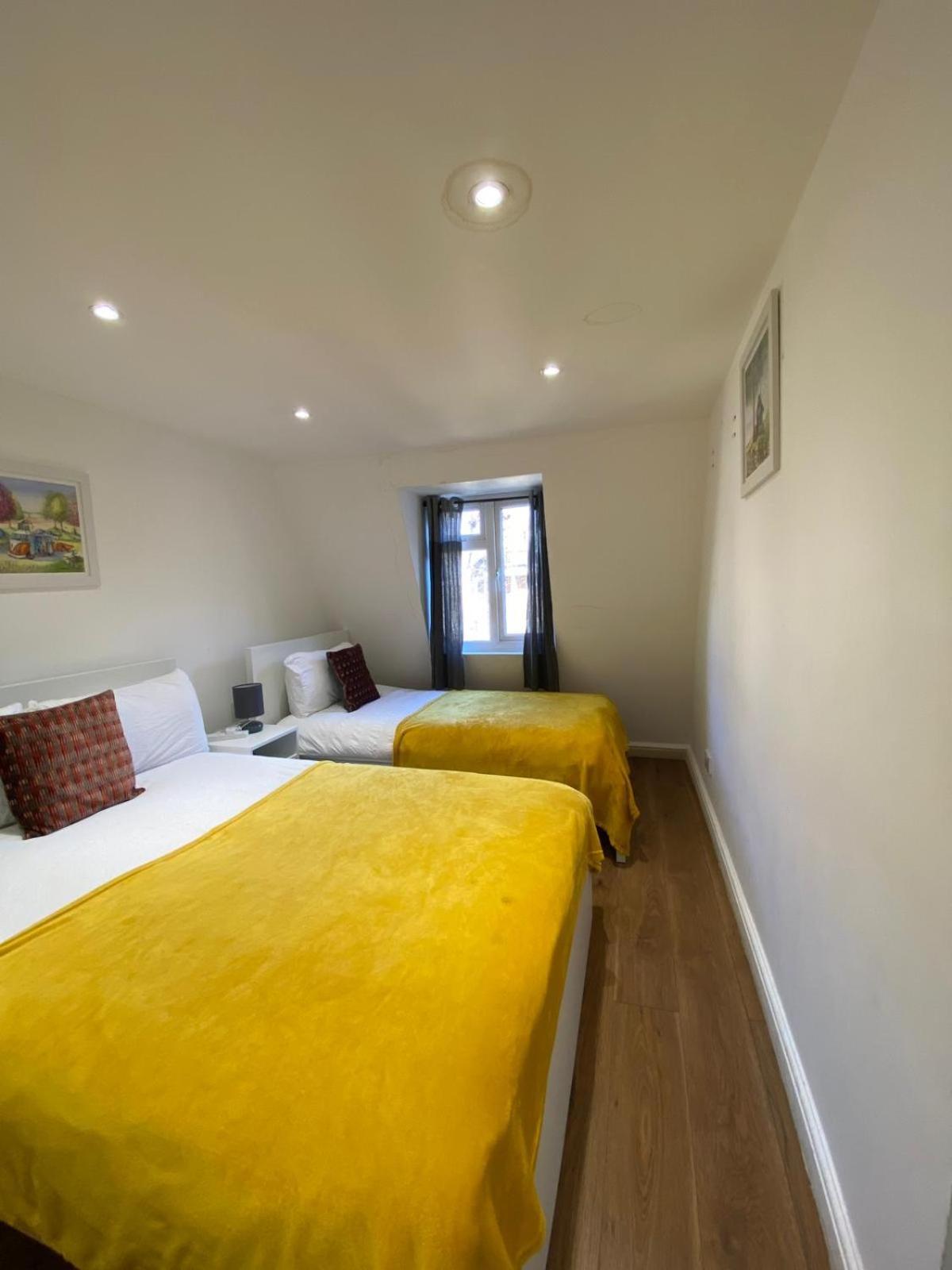 Fabulous Private Bedrooms Near Euston Station, Londres