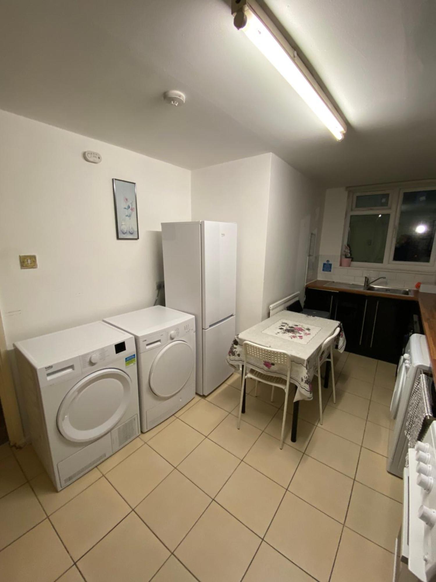 Fabulous Private Bedrooms Near Euston Station, Londres