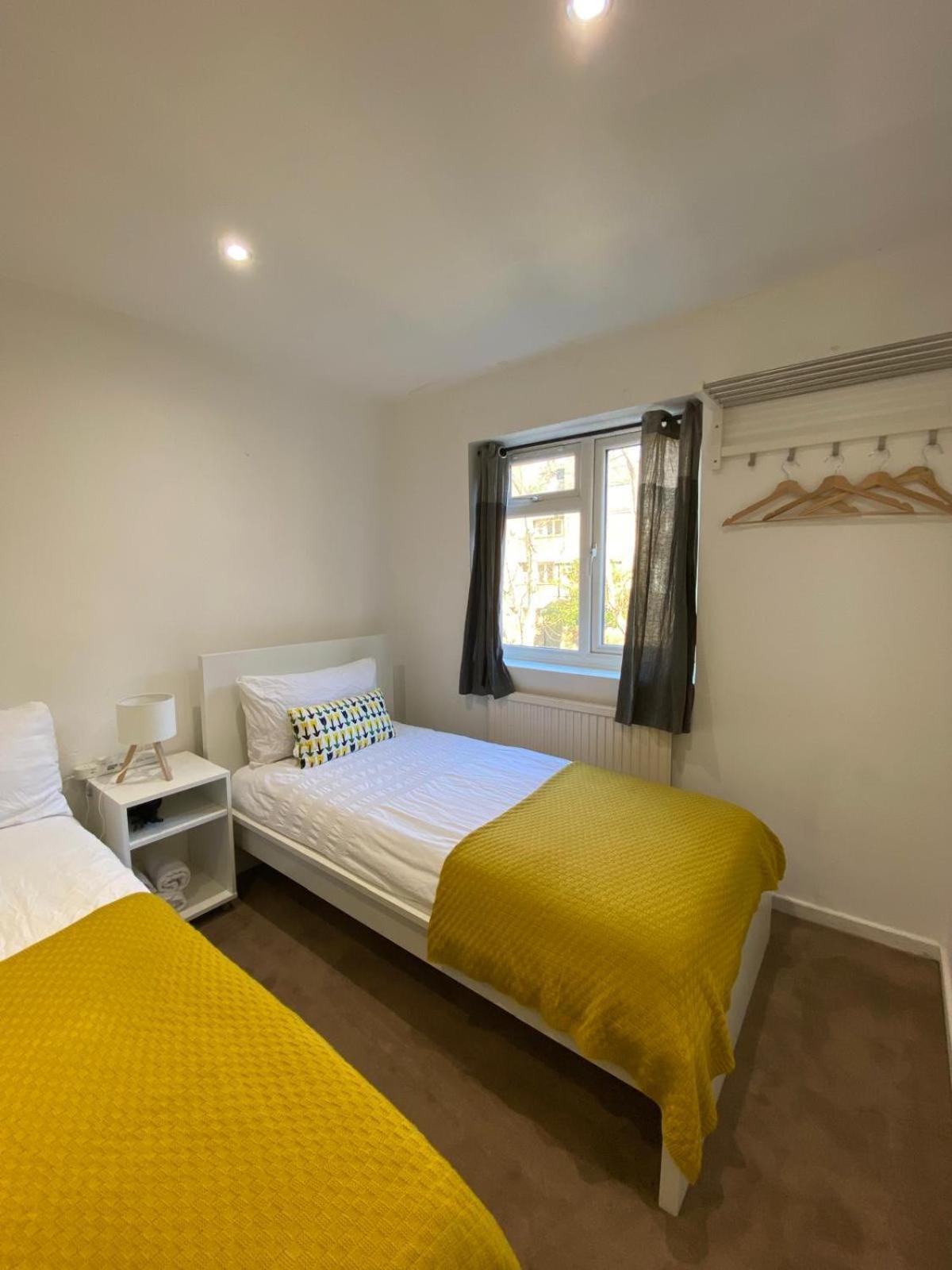 Fabulous Private Bedrooms Near Euston Station, Habitación en casa particular *