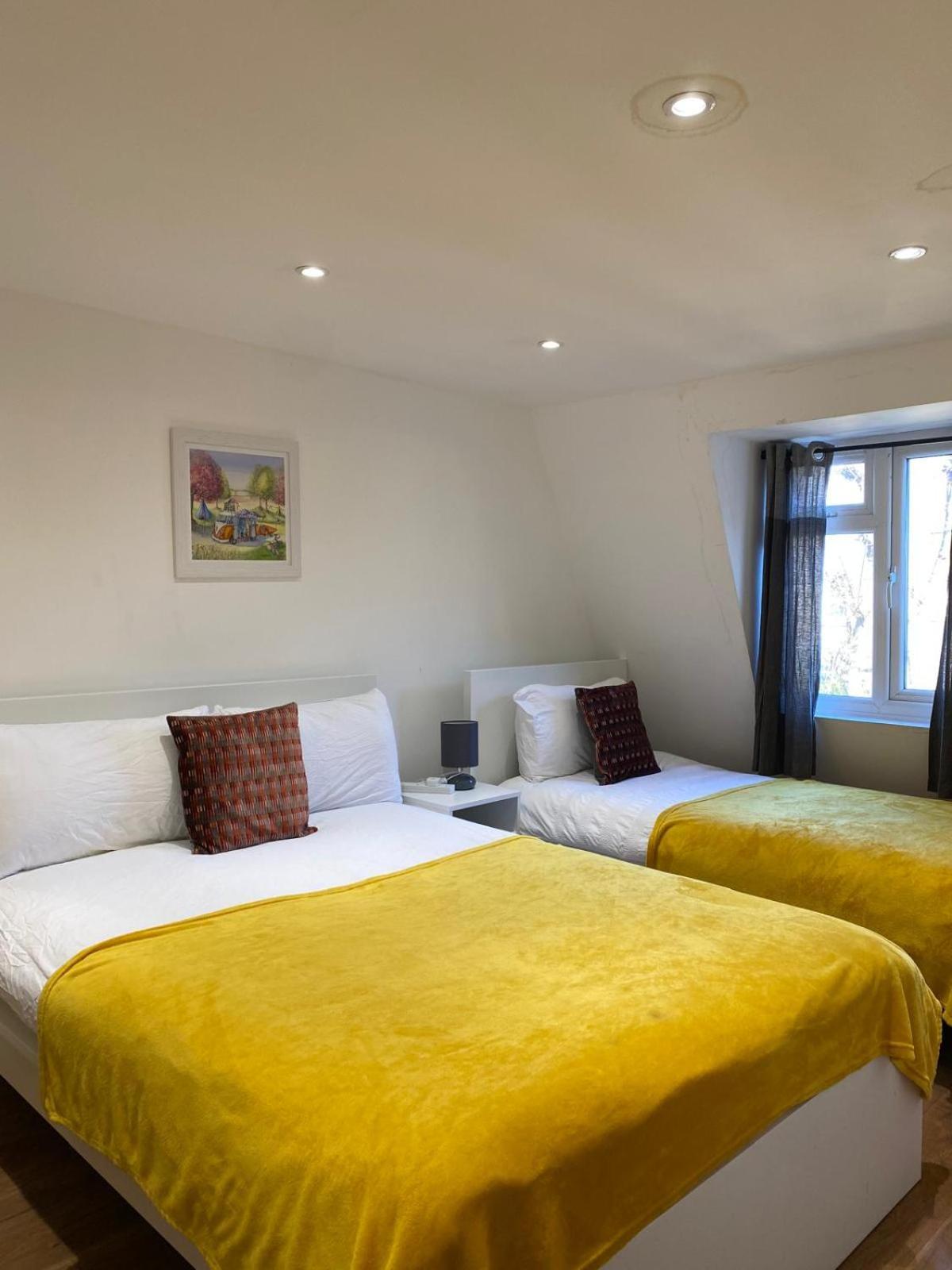 Fabulous Private Bedrooms Near Euston Station, Habitación en casa particular *